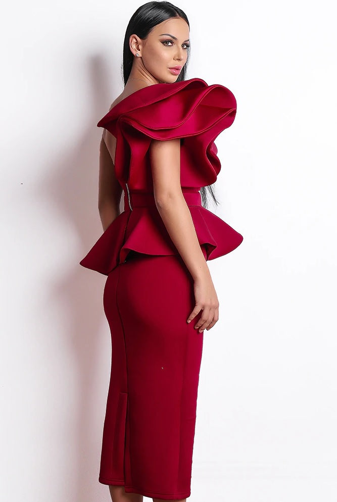 Red Midi Cocktail Dress – Timeless Elegance Meets Modern Glam